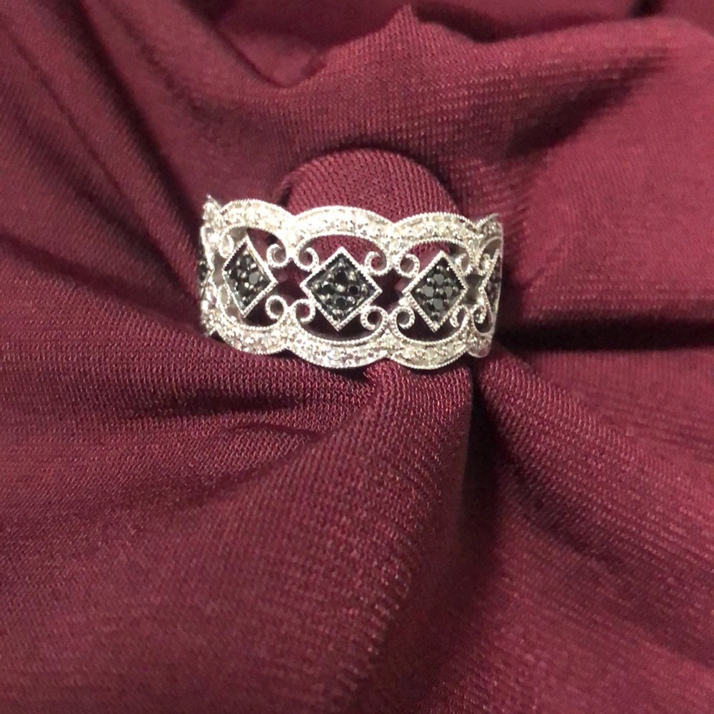 Neil Lane Ring